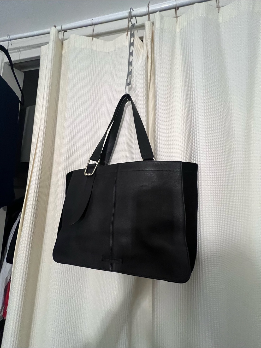 Black Leather Vince Camuto Tote Bag - Classic Professional Carryall